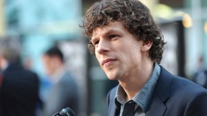 Biografi dan Daftar Film Jesse Eisenberg Terbaru