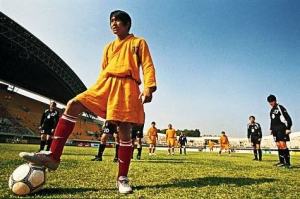 Review dan Sinopsis Film Shaolin Soccer (2001)